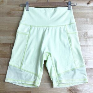 Aerie Bike Shorts Green Hi-Rise Feel Cool 7" Inseam Size Medium NEW (Flaws)‎